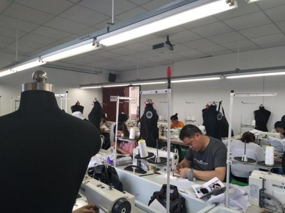 市金融財(cái)貿(mào)輕工紡織工會(huì)委員會(huì) 重慶市第六屆“重慶財(cái)經(jīng)職院杯”服裝制版職業(yè)技能競賽成績喜人